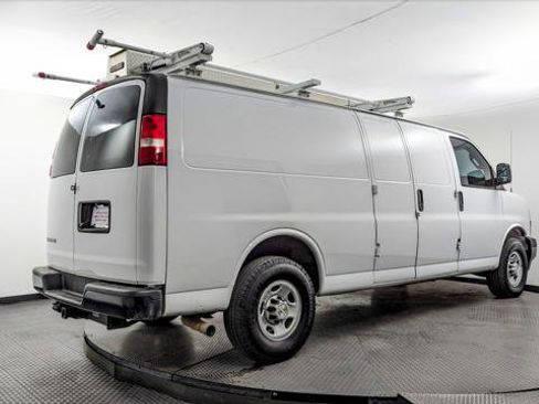 Used 2021 Chevrolet Express 2500 Extended w/ Driver Convenience Package RWD image 8