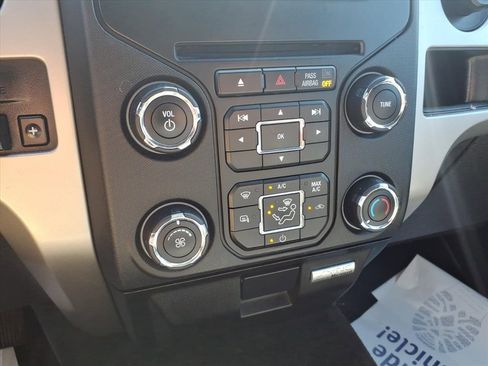 Used 2014 Ford F150 XLT w/ Equipment Group 302A Luxury image 40
