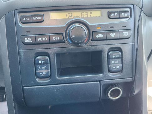 Used 2004 Honda Pilot EX image 11