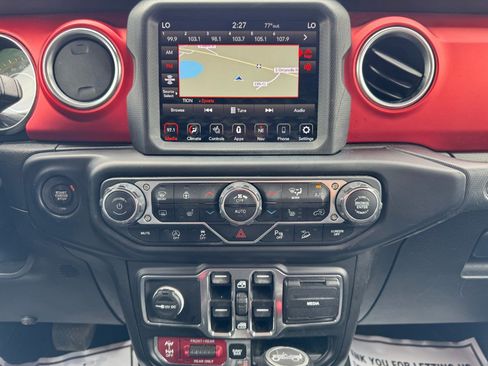 Used 2020 Jeep Wrangler Unlimited Rubicon AWD/4WD image 22