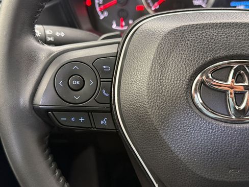 Used 2022 Toyota Corolla SE FWD image 15