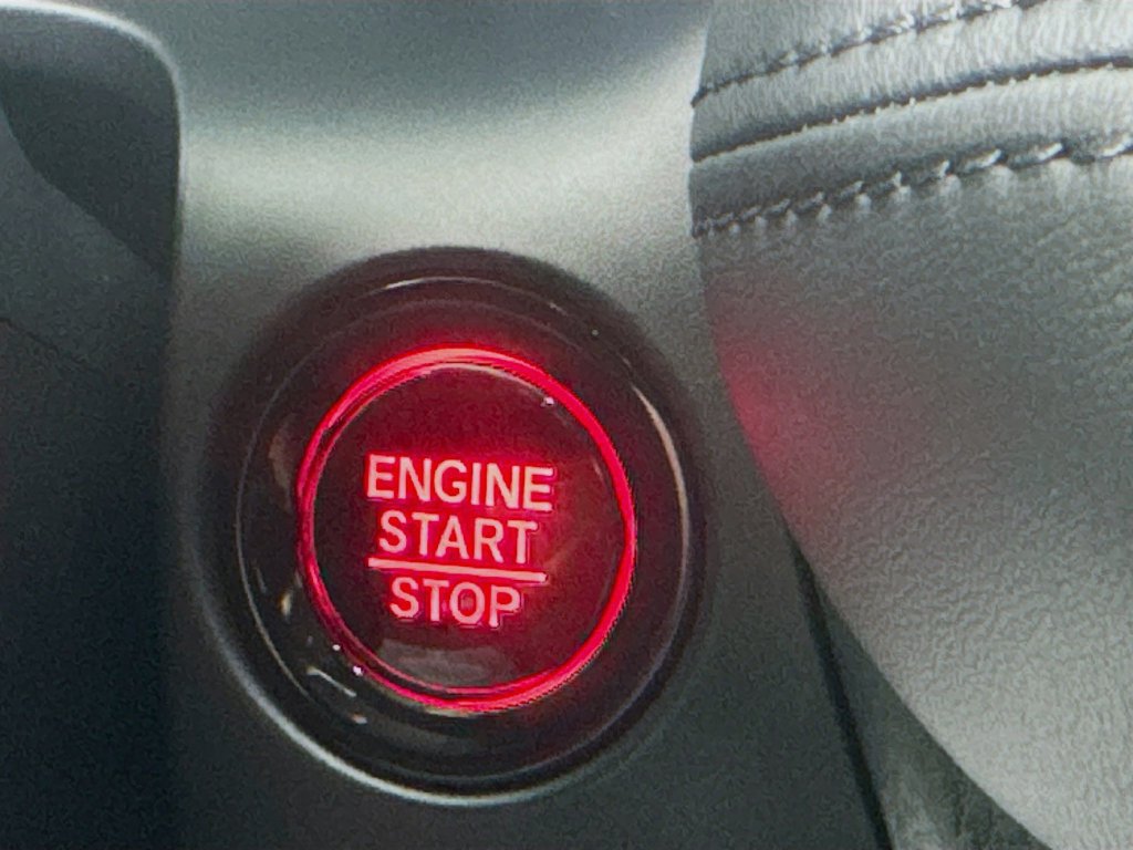 Certified 2026 Honda HR-V LX image 25