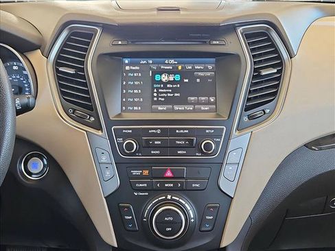 Used 2018 Hyundai Santa Fe Sport w/ 2.4L Value Package 02 FWD image 20