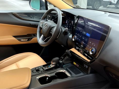 Used 2023 Lexus NX 350 AWD image 33