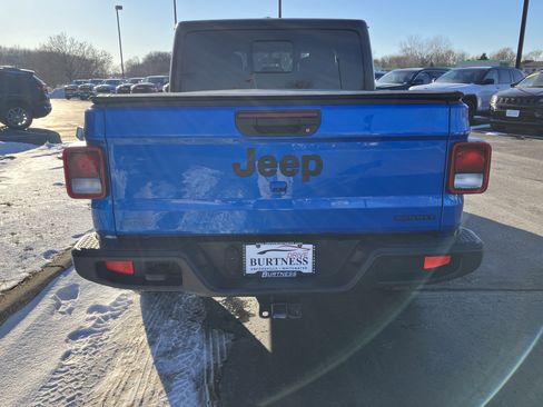 Used 2020 Jeep Gladiator Sport w/ Quick Order Package 24S image 20