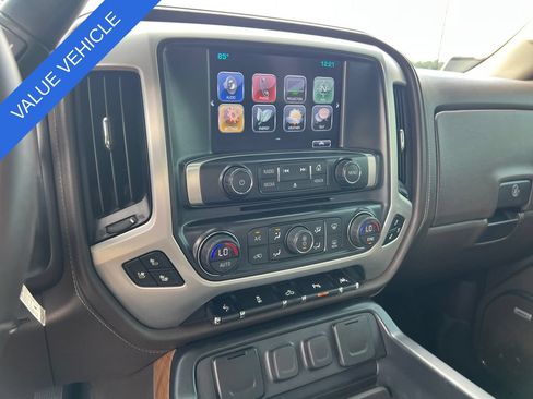 Used 2018 GMC Sierra 1500 SLT AWD/4WD image 32