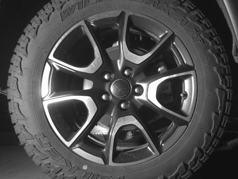 Used 2025 Jeep Compass Trailhawk image 15