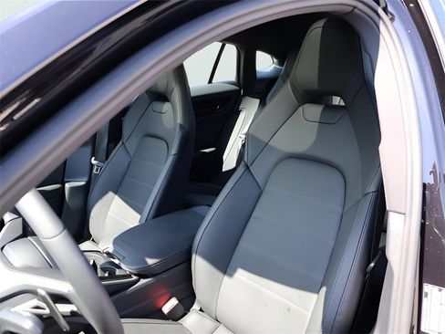 New 2025 Porsche Panamera image 5