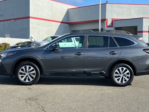Used 2020 Subaru Outback Premium w/ Popular Package #1 image 9