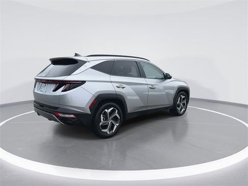 Used 2024 Hyundai Tucson Limited image 8