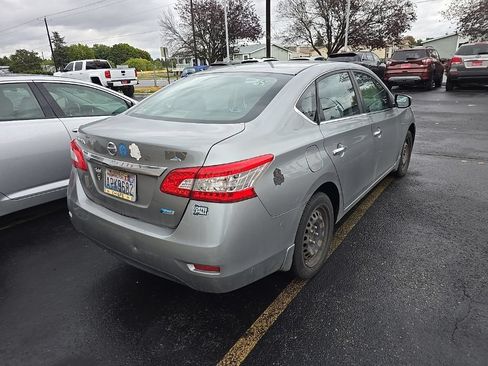 Used 2014 Nissan Sentra S FWD image 3