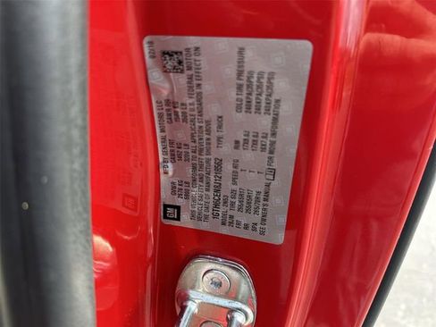 Certified 2018 GMC Canyon SLE w/ SLE Convenience Package AWD/4WD image 31