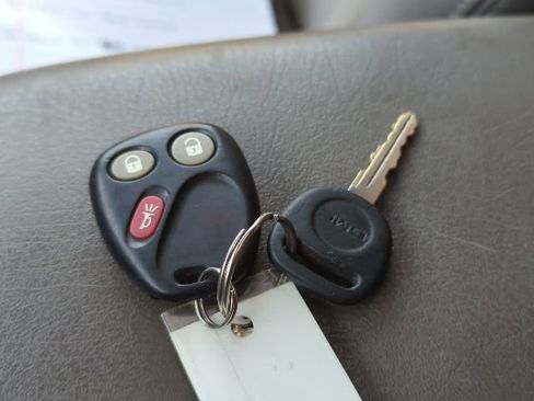 Used 2003 GMC Envoy SLT image 18