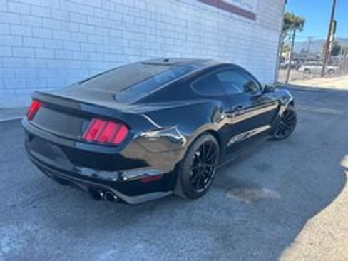 Used 2016 Ford Mustang Shelby GT350 w/ Technology Package RWD image 5