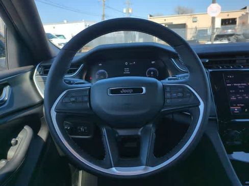 New 2025 Jeep Grand Cherokee L Altitude AWD/4WD image 25