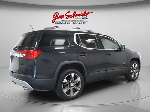 Used 2019 GMC Acadia SLT w/ LPO, Floor Liner Package FWD image 3