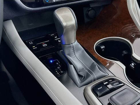 Used 2019 Lexus RX 350 FWD w/ Navigation Package image 17