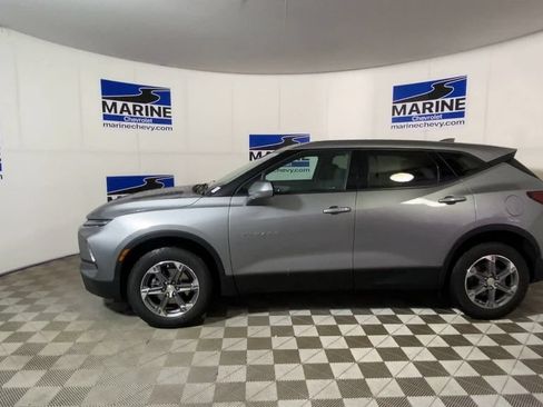 Used 2023 Chevrolet Blazer LT FWD image 7