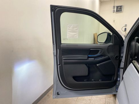 New 2025 Ford Expedition Max Platinum w/ Stealth Performance Package image 42