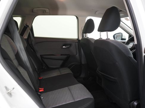Used 2023 Nissan Rogue SV AWD/4WD image 13