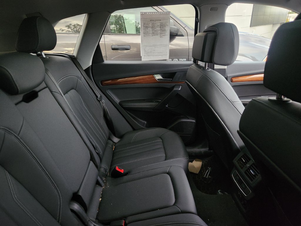 Used 2023 Audi Q5 2.0T Premium Plus AWD/4WD image 24