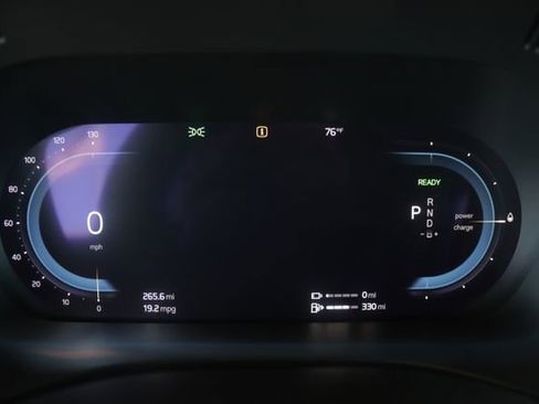 Used 2022 Volvo XC60 T8 Inscription Expression w/ Advanced Package image 16