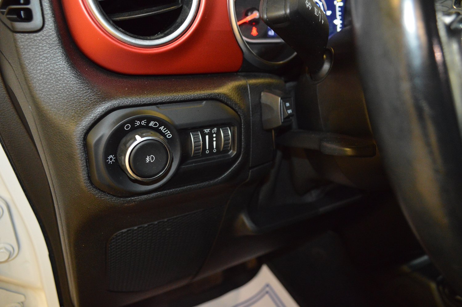 Used 2021 Jeep Wrangler Rubicon AWD/4WD image 17