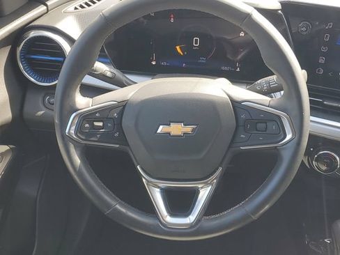 Certified 2024 Chevrolet Trax LT w/ Driver Confidence Package FWD image 12