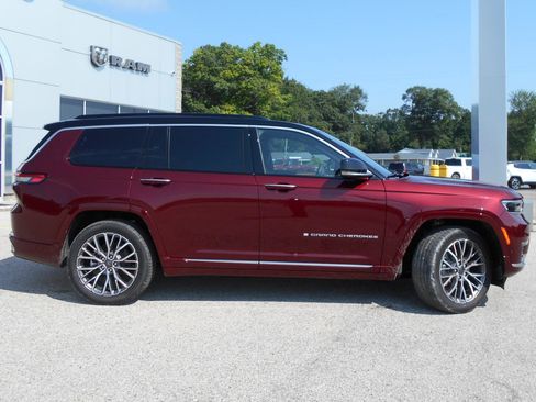 New 2025 Jeep Grand Cherokee L Summit image 37