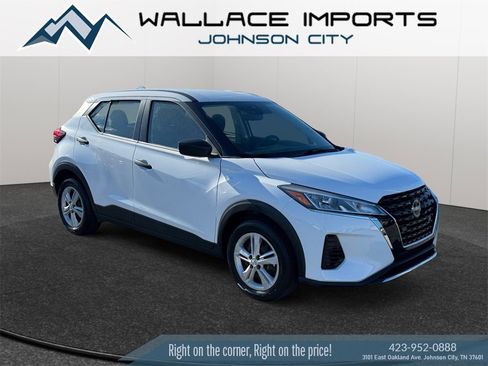 Used 2023 Nissan Kicks S image 7