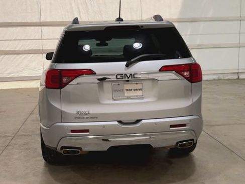 Used 2019 GMC Acadia Denali FWD image 3