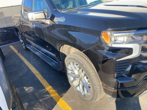 Certified 2023 Chevrolet Silverado 1500 High Country w/ Technology Package image 4