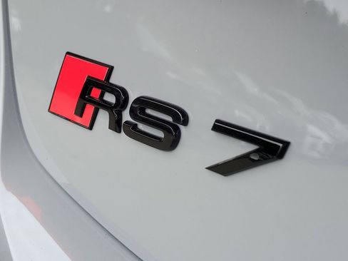 New 2026 Audi RS 7 Performance image 7