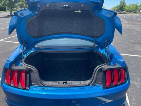 Used 2019 Ford Mustang GT Premium w/ GT Performance Package RWD image 21