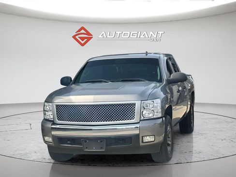 Used 2007 Chevrolet Silverado 1500 LT w/ 1LT Convenience Package RWD image 1