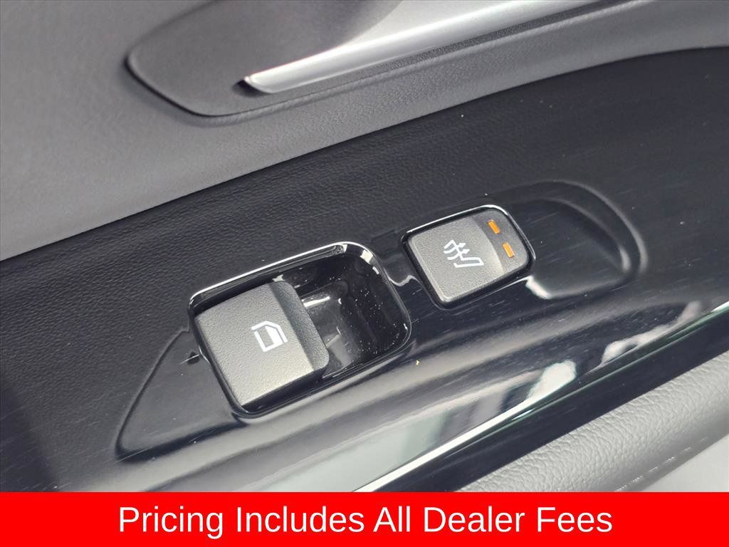 Used 2024 Hyundai Tucson Limited AWD/4WD image 12