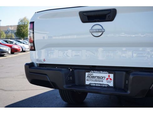 Used 2024 Nissan Frontier S w/ S Utility Package image 10