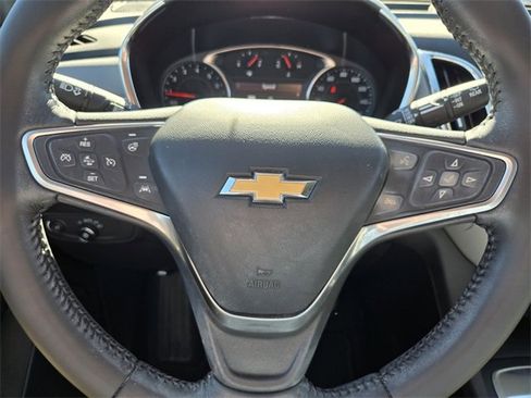 Used 2022 Chevrolet Equinox LT image 26
