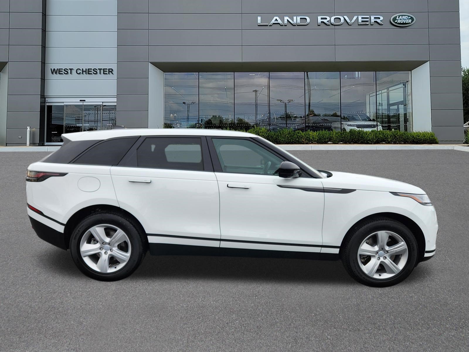 Certified 2026 Land Rover Range Rover Velar S AWD/4WD image 6
