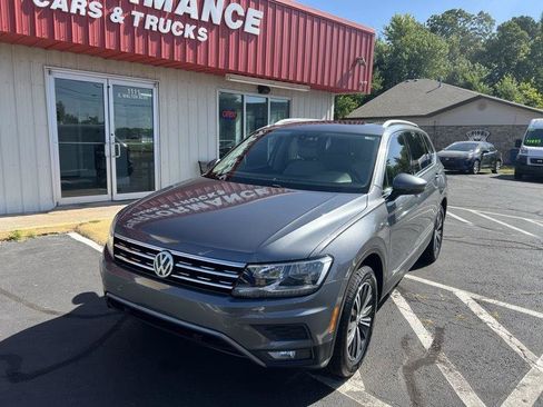 Used 2019 Volkswagen Tiguan S FWD image 3