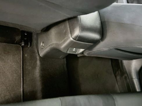 Used 2024 Nissan Versa SV FWD image 27