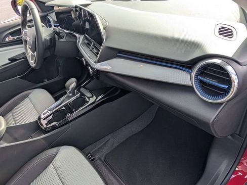 Used 2026 Chevrolet Trax LT w/ Driver Confidence Package image 15