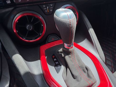 Used 2019 Chevrolet Camaro ZL1 RWD image 16