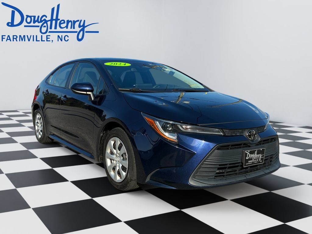 Used 2024 Toyota Corolla LE FWD image 7