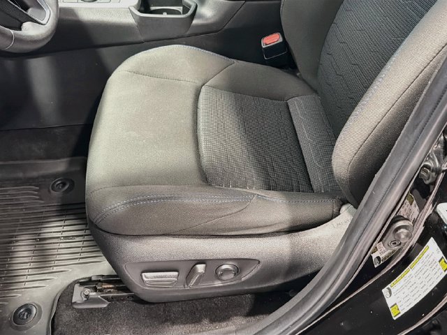 Used 2023 Toyota RAV4 SE AWD/4WD image 16