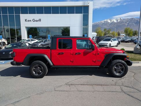Used 2020 Jeep Gladiator Rubicon AWD/4WD image 2
