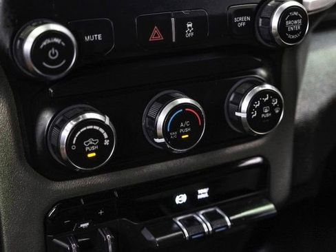 Used 2022 RAM 2500 Big Horn image 23