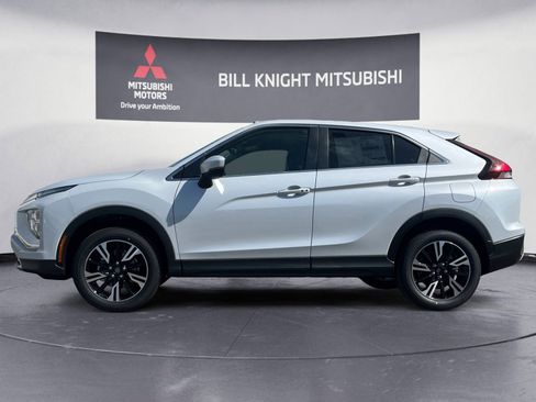 Used 2025 Mitsubishi Eclipse Cross SE AWD/4WD image 2