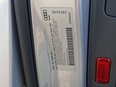 Used 2022 Audi A4 2.0T Premium AWD/4WD image 32