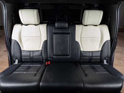 Used 2023 Toyota Tundra Capstone image 34